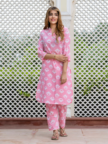 Orni Fashion Peach Ethnic motifs Tunic Co-ords Set