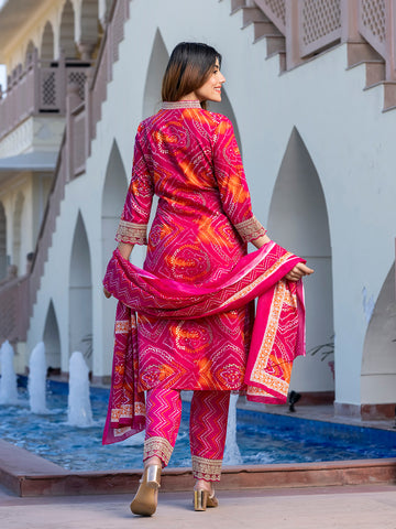Orni Fashion Pink Bandhej Print Straight Kurta Bottom And Dupatta Set
