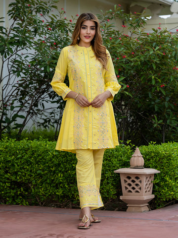 Orni Fashion Yellow Solid A-Line Co-orde Set